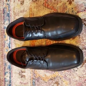 Rockport Mens black leather dress shoes